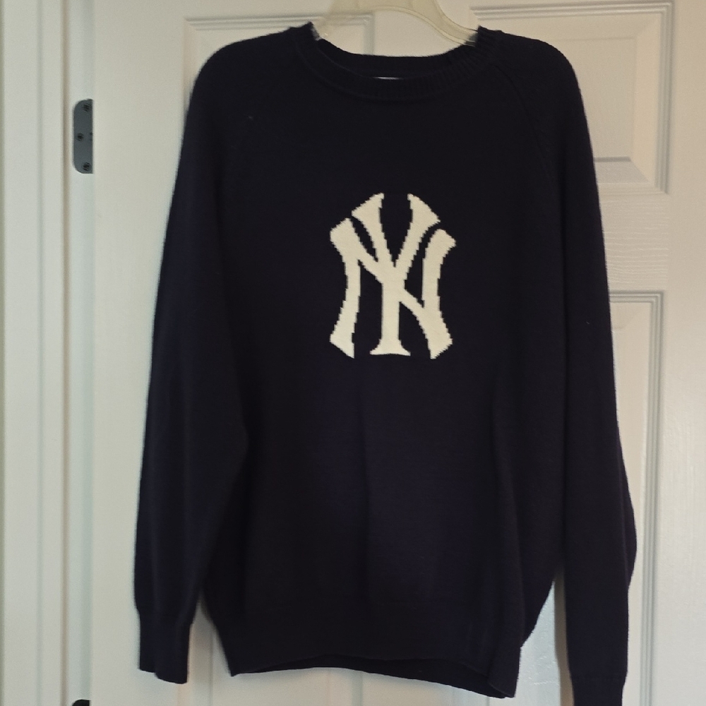 NY Yankees Sweater